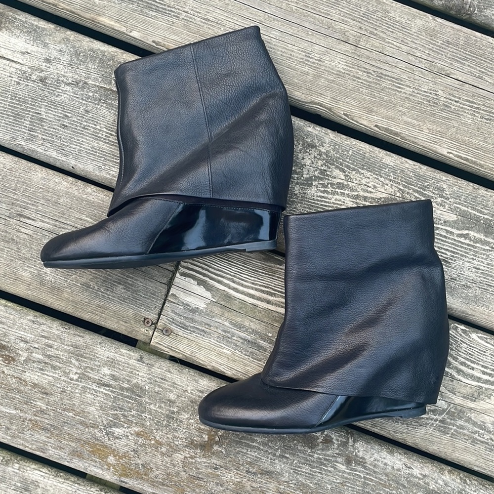 French Connection Rafaela Boots - Picture 11 of 13
